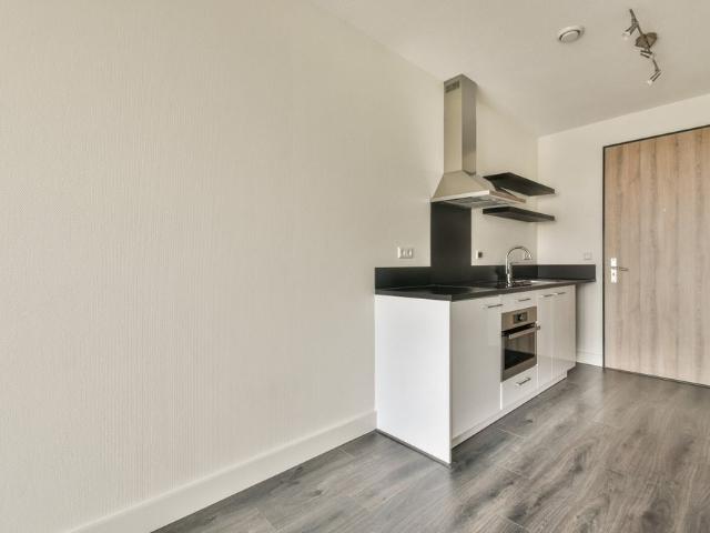 Woning te huur in Laak, Zuid Holland