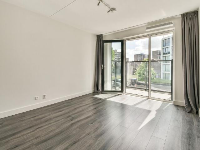 Woning te huur in Laak, Zuid Holland