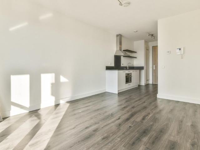 Woning te huur in Laak, Zuid Holland