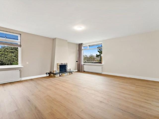 Woning te huur in Loosduinen, Zuid Holland