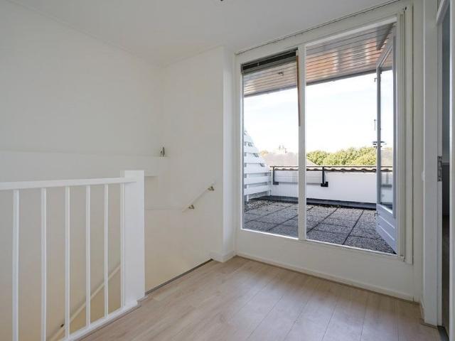 Woning te huur in Loosduinen, Den Haag