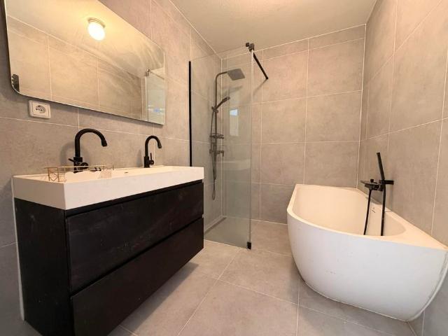 Woning te huur in Delfgauw, Zuid Holland