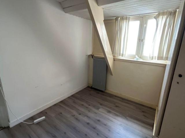 Kamer te huur in Binnenstad, Acht