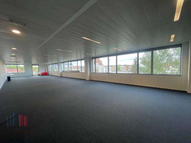 Bureau location à Bodeghem-saint-martin, Brabant
