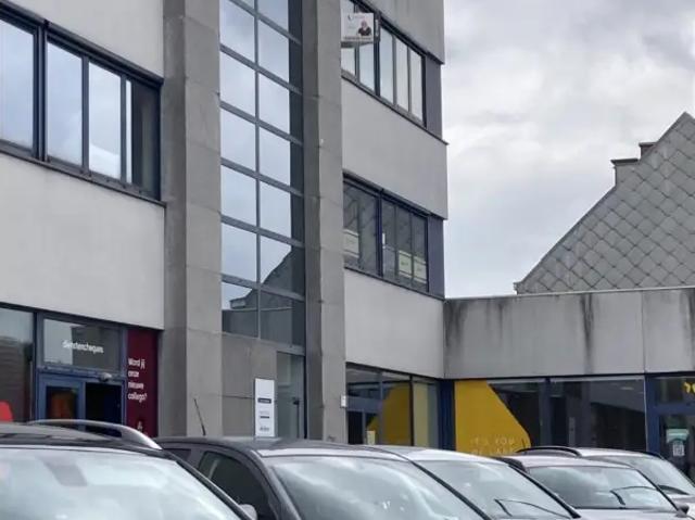 Bureau location à Courtrai, West-Vlaanderen