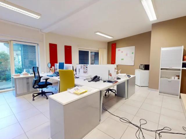 Bureau location à Tomberg, Woluwe-Saint-Lambert - Sint-Lambrechts-Woluwe