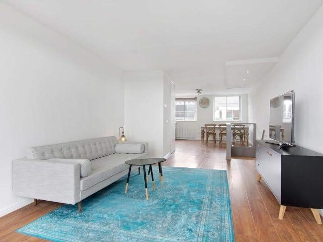 Appartement te huur in Zuid, Amsterdam