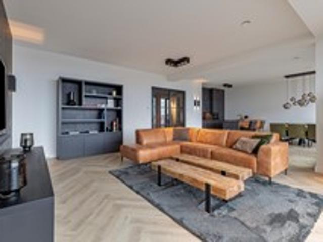 Appartement te huur in Cornelis Douwesterrein, Amsterdam