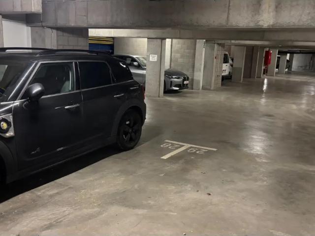 Garage location à Brussel, Bruxelles