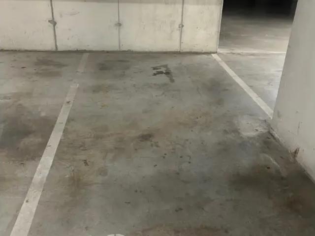 Garage location à Brussel, Bruxelles