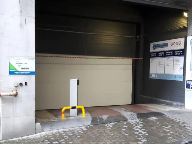 Garage location à Brussel, Bruxelles