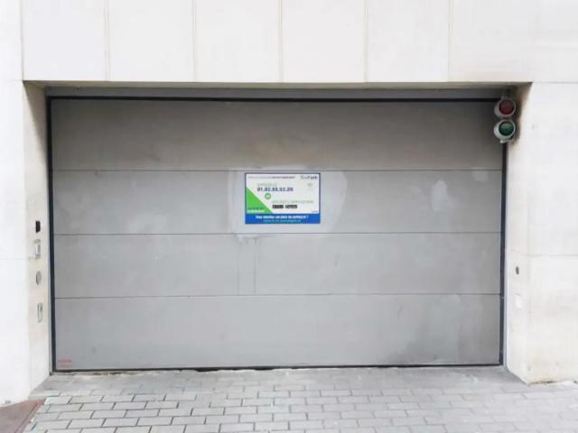 Garage location à Brussel, Bruxelles