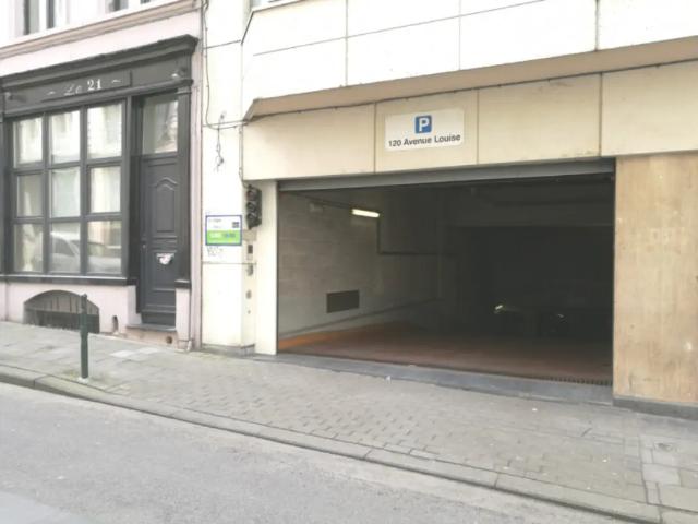 Garage location à Brussel, Bruxelles