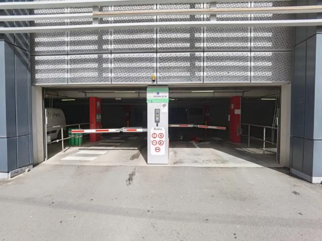 Garage location à Charleroi, Wallonie