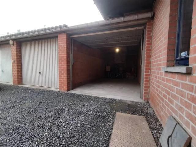 Garage location à Brunehaut, Wallonie