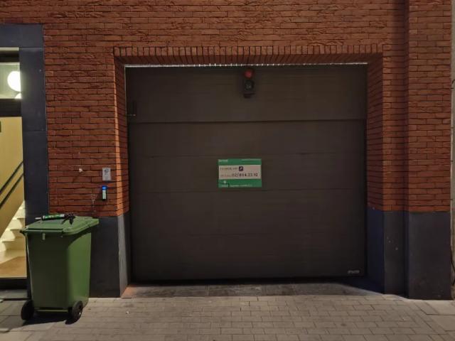 Garage location à Brussel, Bruxelles