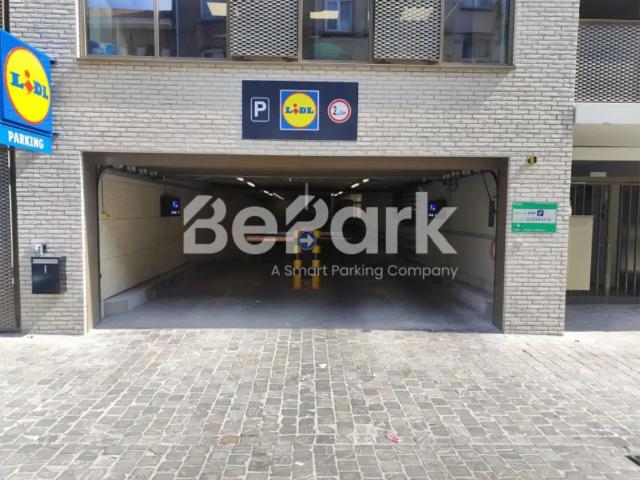 Garage location à Schaarbeek, Bruxelles