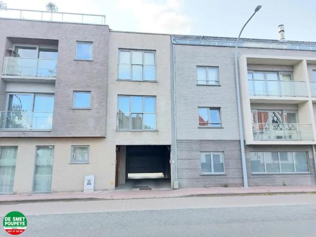 Garage location à Brugge, West-Vlaanderen