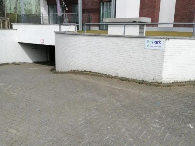 Garage location à Sint-lambrechts-woluwe, Bruxelles
