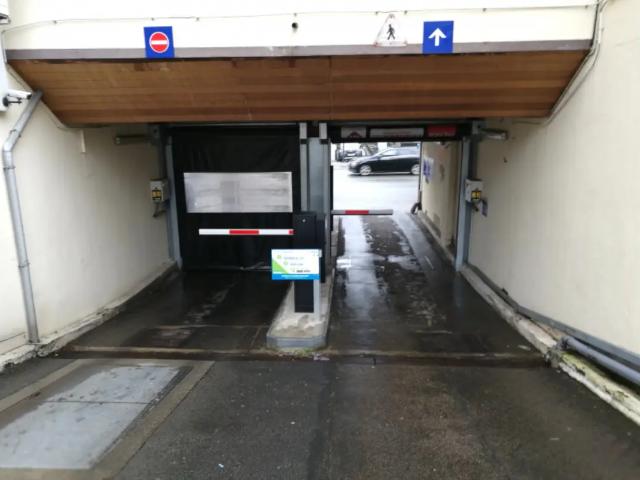 Garage location à Uccle, Bruxelles
