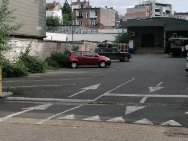 Garage location à Uccle, Bruxelles