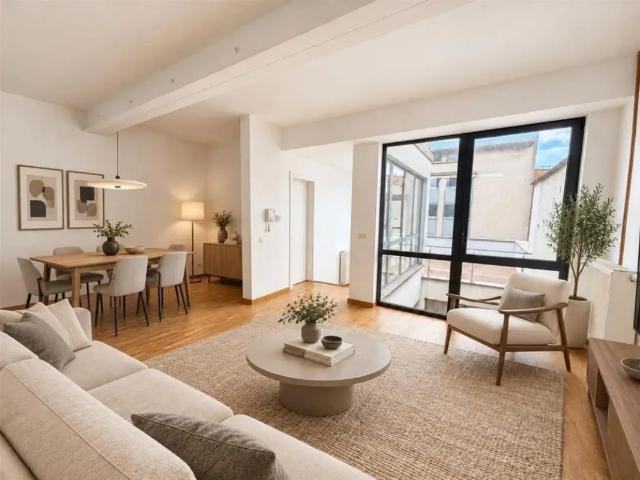 Penthouse location à Saint-Boniface - Sint-Bonifatius, Ixelles - Elsene