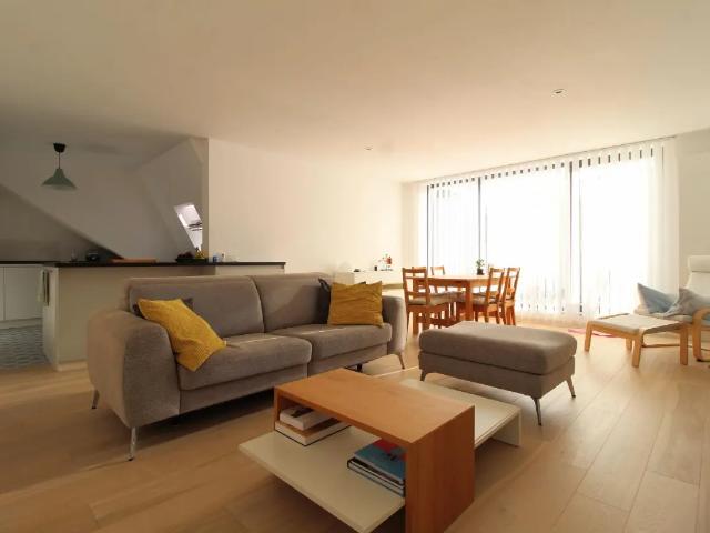 Penthouse location à Sint-pieters-woluwe, Bruxelles