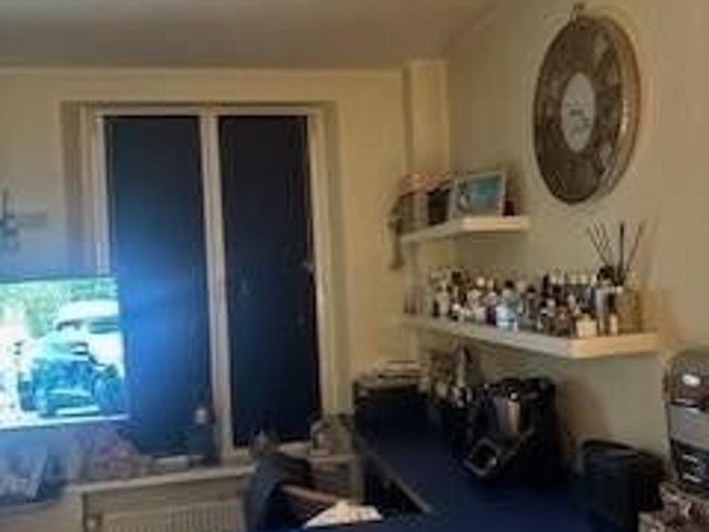 Studio te huur in Stratum, Acht