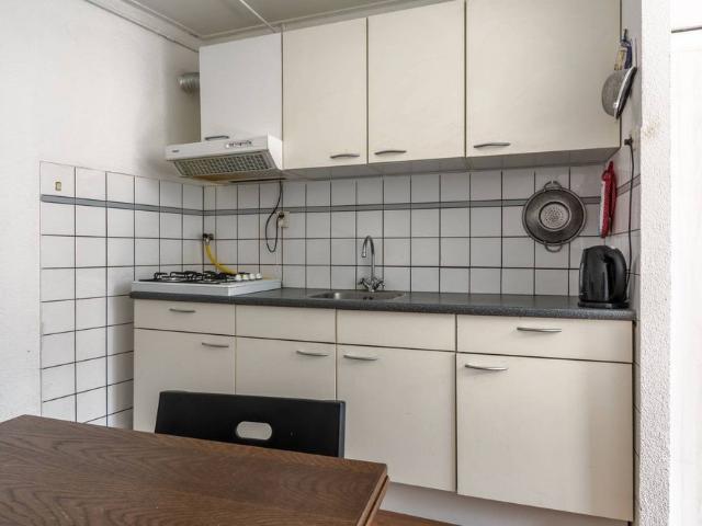Studio te huur in Zeeheldenbuurt, Zuid Holland