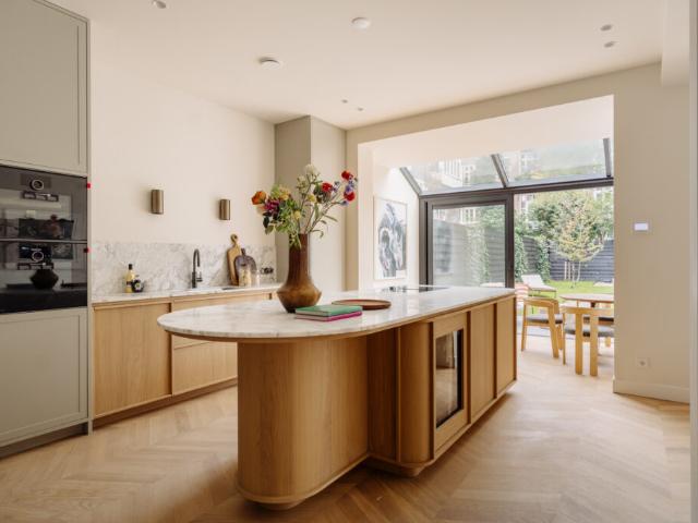 Appartement te huur in Oud-Zuid, Amsterdam