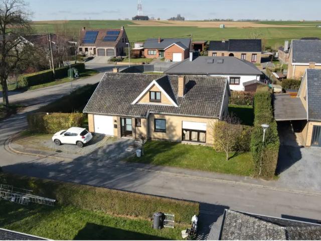 Chalet location à Froidmont, Tournai