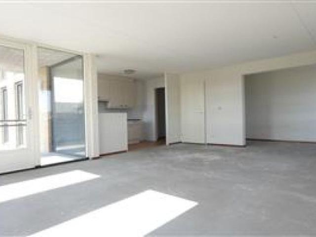 Appartement te huur in Poortwijk, Oud-Beijerland