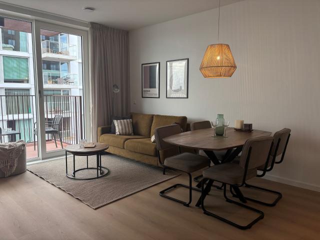 Appartement te huur in Cornelis Douwesterrein, Amsterdam