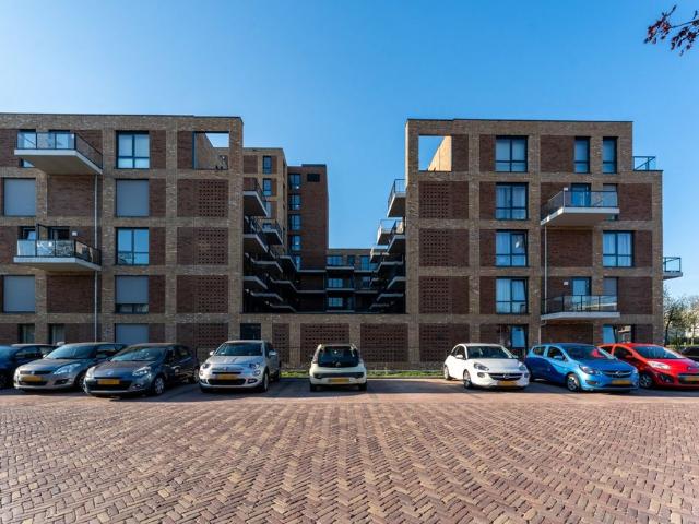Appartement te huur in Alphen Aan Den Rijn, Zuid Holland