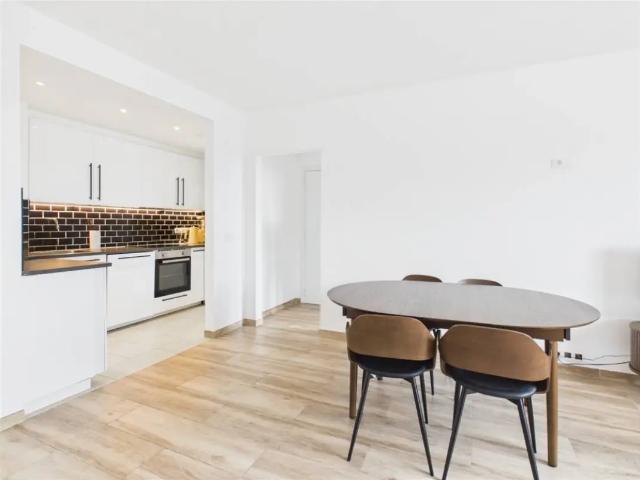 Appartement vente à Cité Moderne - Moderne Wijk, Berchem-Sainte-Agathe - Sint-Agatha-Berchem