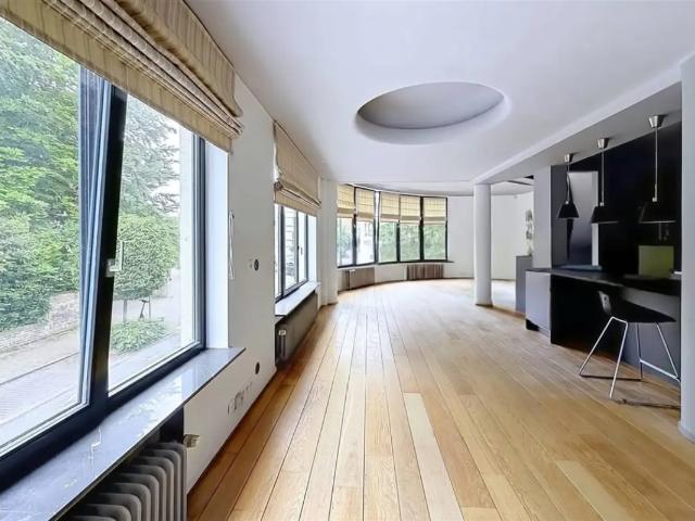 Appartement vente à Woluwe-Saint-Pierre - Sint-Pieters-Woluwe, Brussel-Hoofdstad - Bruxelles-Capitale