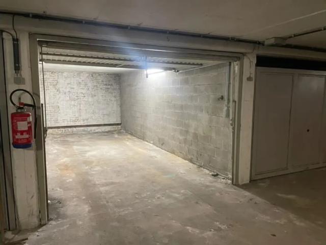 Garage vente à Brussel, Bruxelles