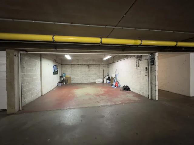 Garage vente à Evere, Bruxelles