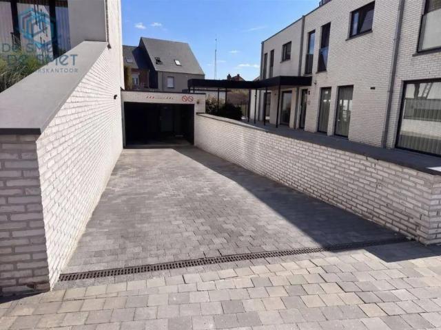 Garage vente à Grammont, Oost-Vlaanderen