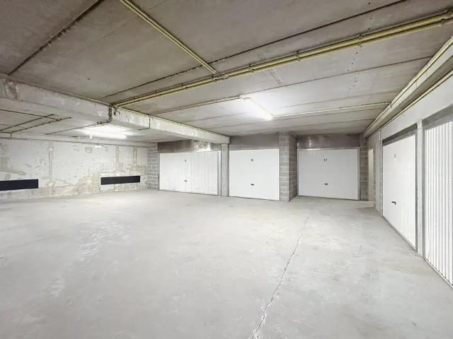 Garage vente à Coxyde, West-Vlaanderen