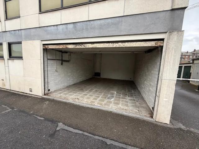 Garage vente à Namen, Wallonie