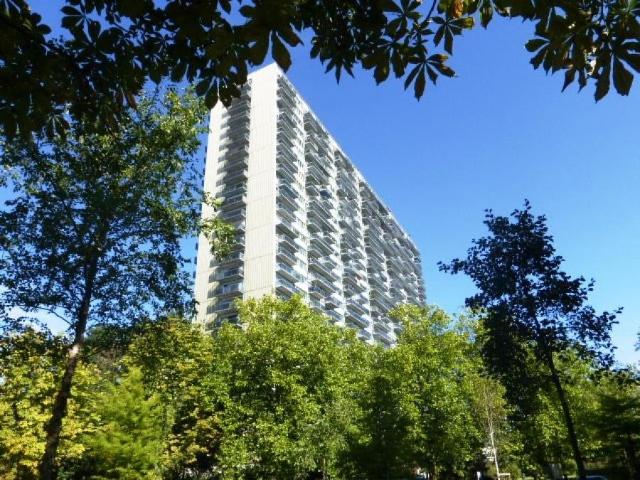 Garage vente à Sint-jans-molenbeek, Bruxelles