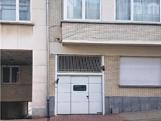 Garage vente à Sint-pieters-woluwe, Bruxelles