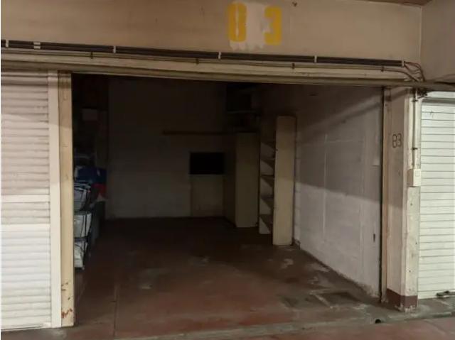 Garage vente à Vorst, Bruxelles