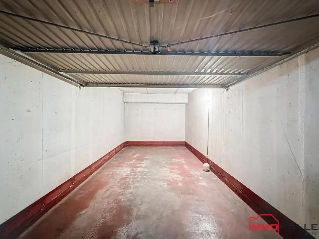 Garage vente à Watermaal-bosvoorde, Bruxelles