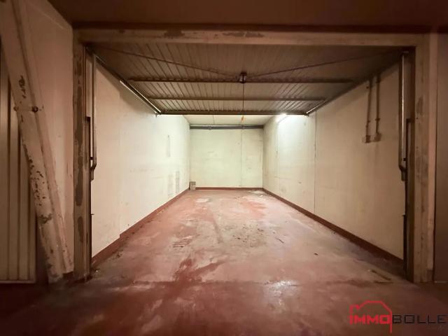 Garage vente à Watermaal-bosvoorde, Bruxelles