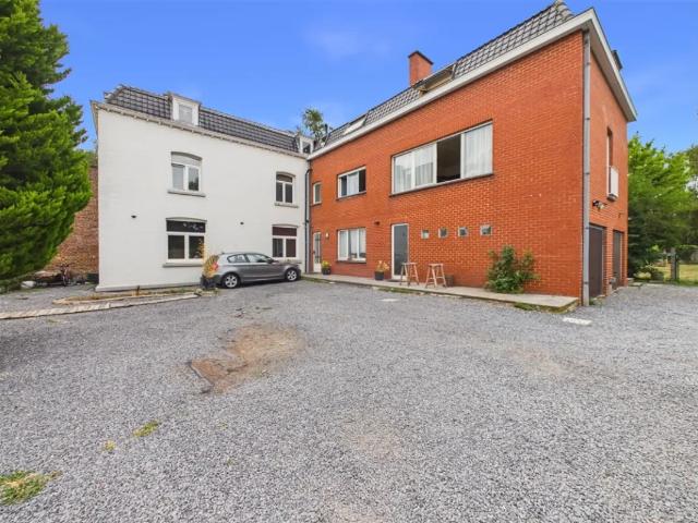 Local Commercial vente à Brunehaut, Wallonie