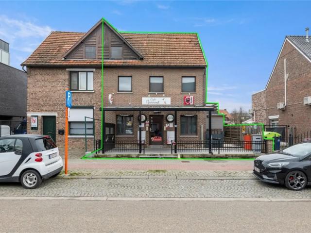 Local Commercial vente à Gelinden, Limburg