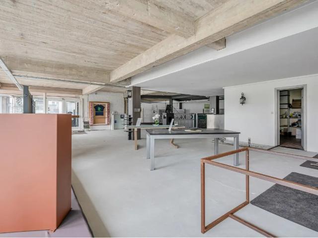 Local Commercial vente à Grammont, Oost-Vlaanderen