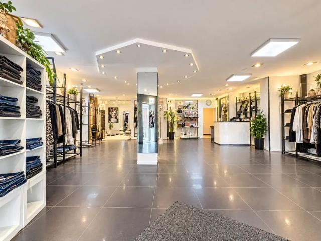 Local Commercial vente à Laeken - Laken, Bruxelles - Brussel